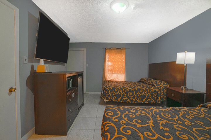 Room 34 of 50