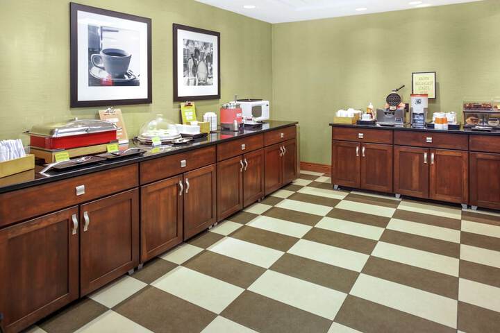 Breakfast/Coffee Service 18 of 21