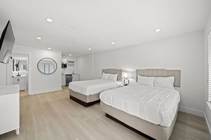 Room 44 of 51