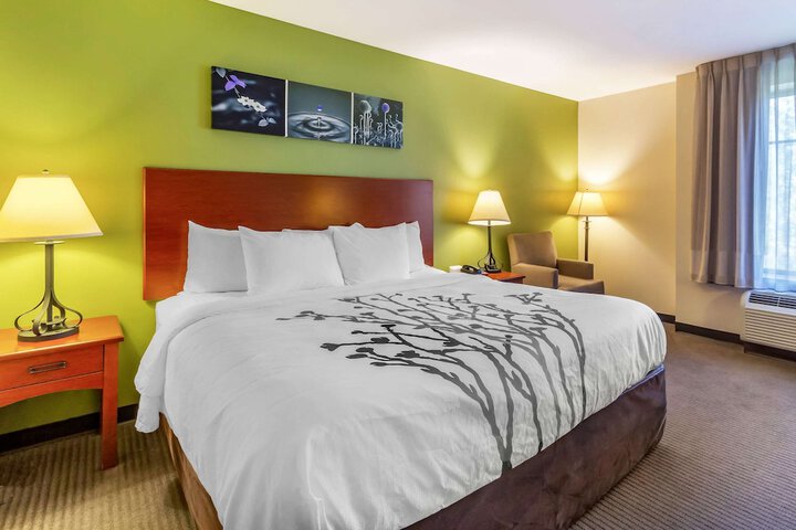 Room 20 of 32