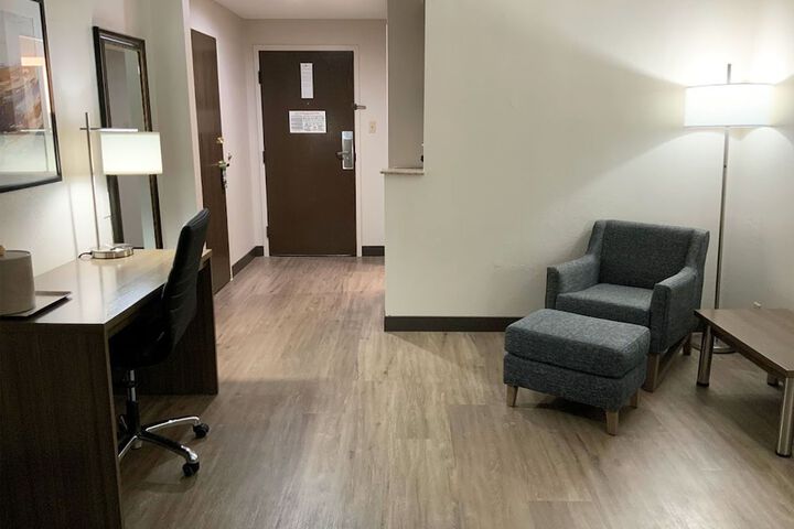 Room 53 of 64