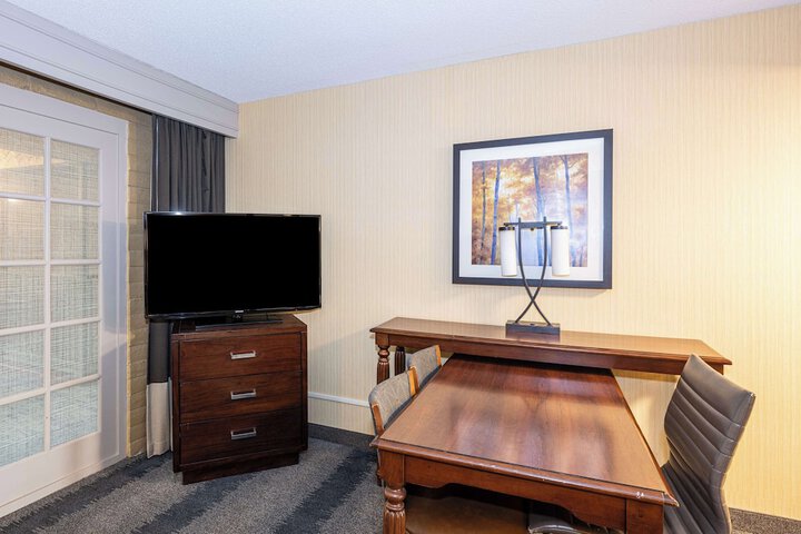 Room 50 of 110