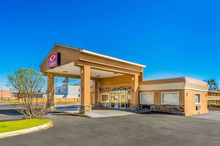 Hotel 2 of 25