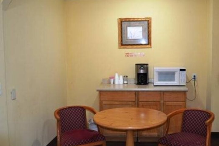 FAIRVIEW INN
