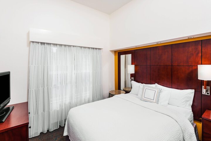 Room 21 of 30
