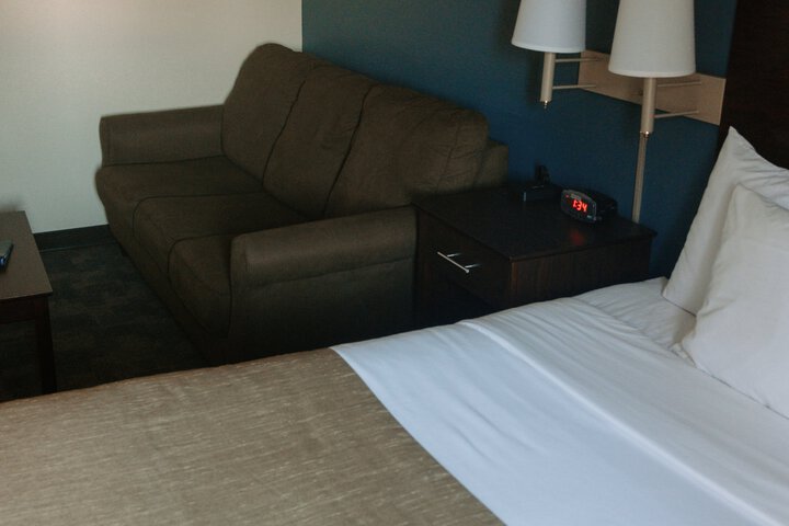 Room 127 of 168