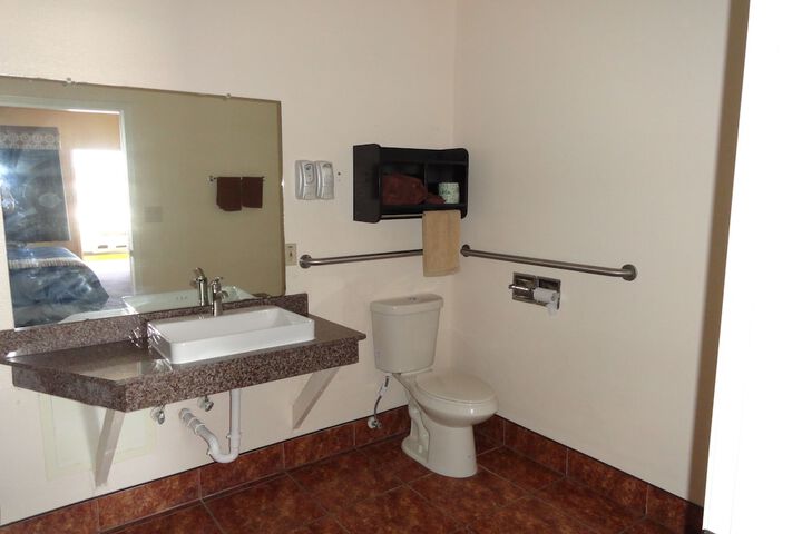 Room 25 of 60