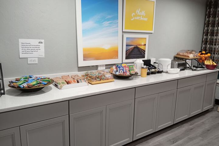 Days Inn by Wyndham Port Charlotte / Punta Gorda
