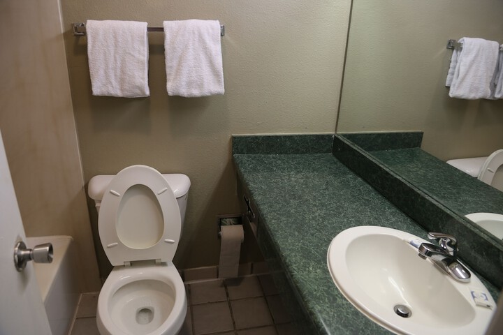 Room 21 of 44