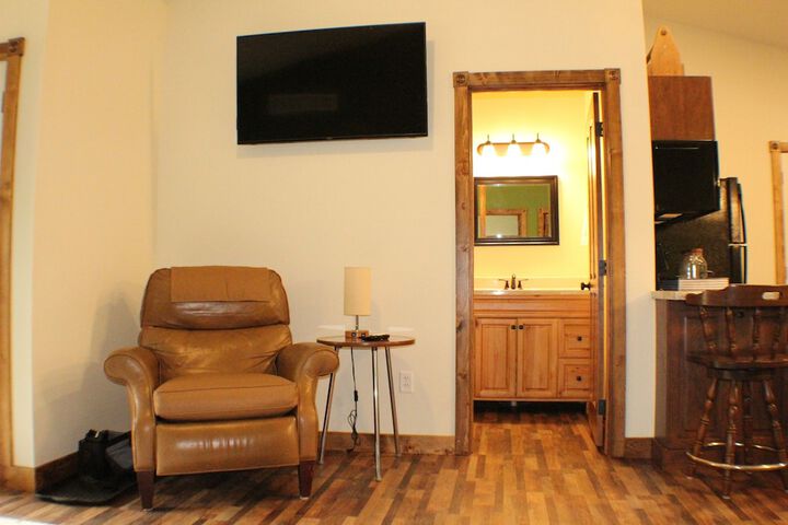 Room 28 of 48