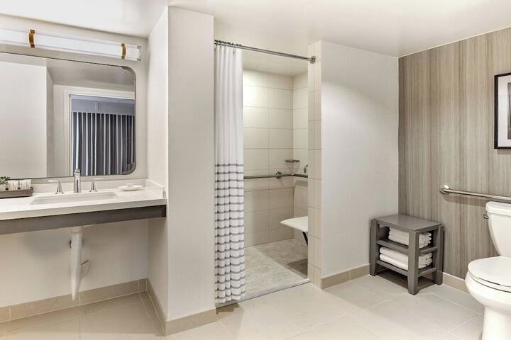 Westdrift Manhattan Beach Autograph Collection by Marriott