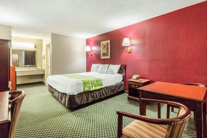 Room 27 of 31