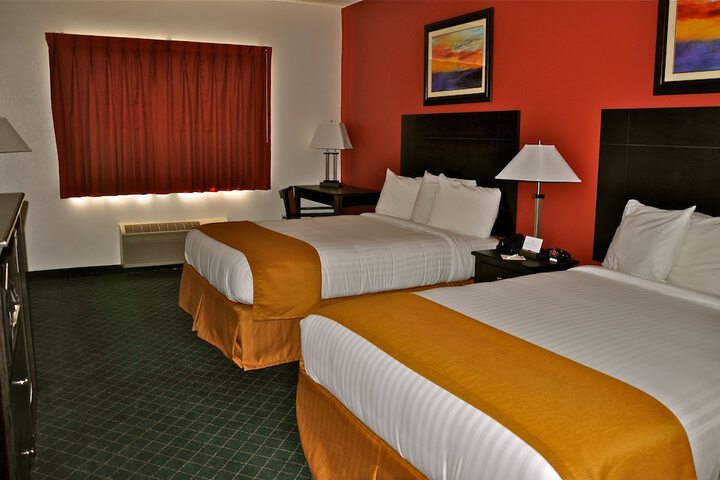 Room 19 of 35
