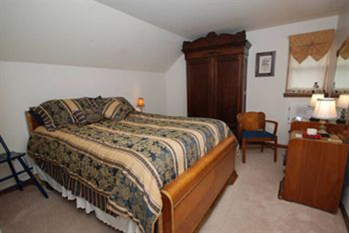 Artists Inn & Gallery
