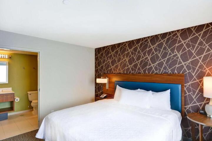 Home2 Suites by Hilton Green Bay