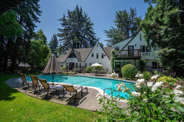 Pool 4 of 69