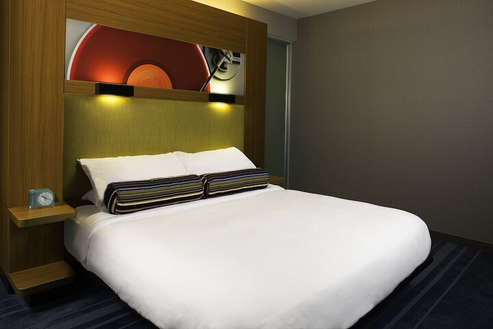 Aloft by Marriott Green Bay