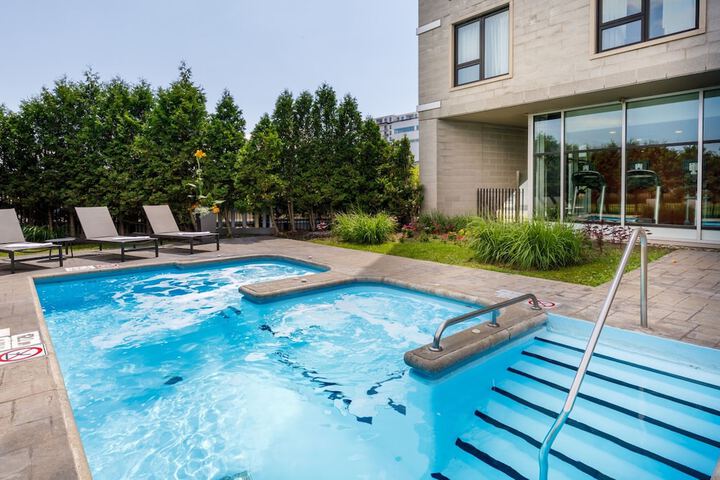 Pool 4 of 45