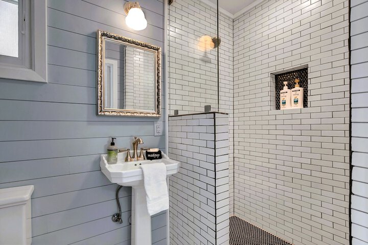 Stunning Home-right Across From Albert Dance Hall!