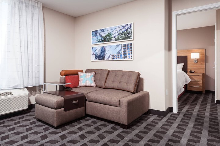 Room 26 of 42