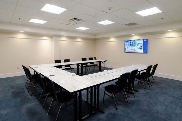 Hotel Indigo Mount Pleasant by IHG