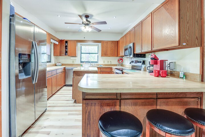 Lake Placid Home w / Screened Porch: Near Lake Clay