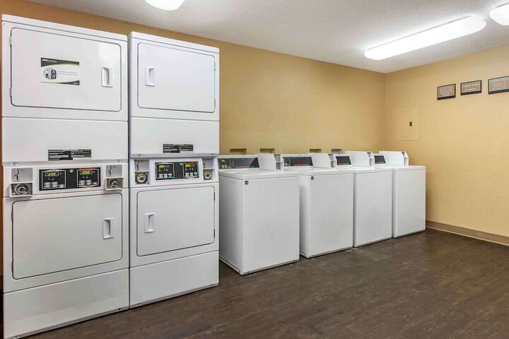 Extended Stay America Select Suites - Orlando - Maitland - Summit Tower Blv