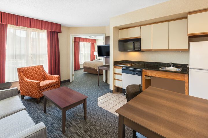 Room 8 of 26