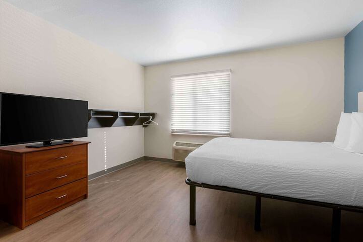 Room 18 of 22