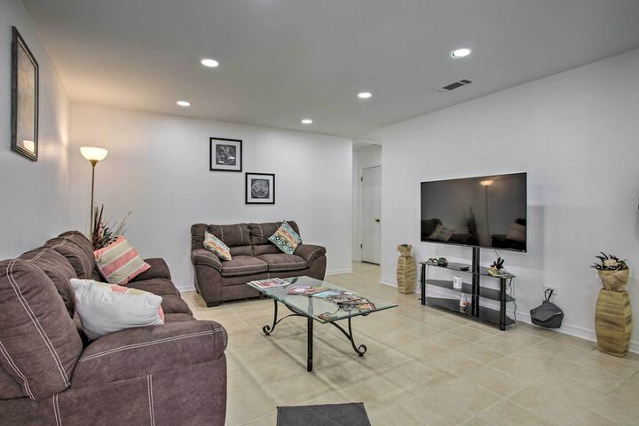 New! Laplace Townhome 9 Mi to Lake Pontchartrain!
