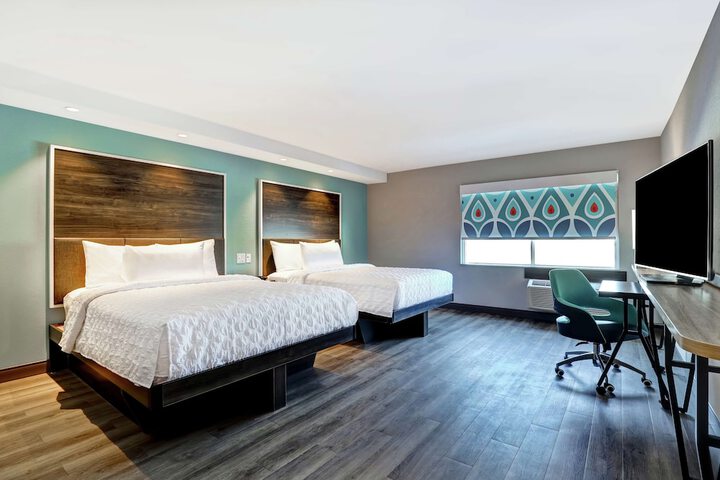 Room 28 of 45