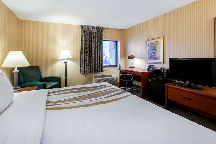 Room 36 of 50