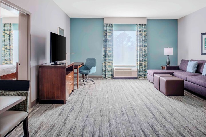 Room 10 of 34