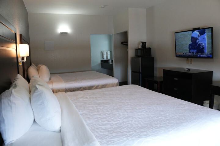 Room 43 of 72
