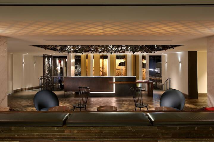 Hotel Interior 4 of 82