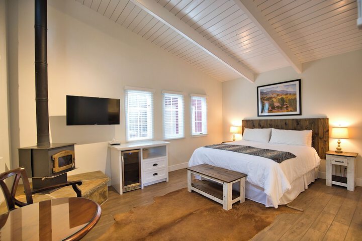 Room 34 of 50