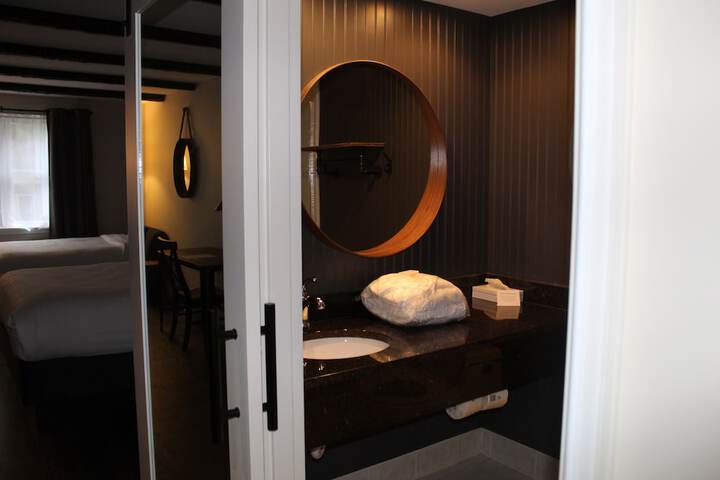 Room 65 of 91