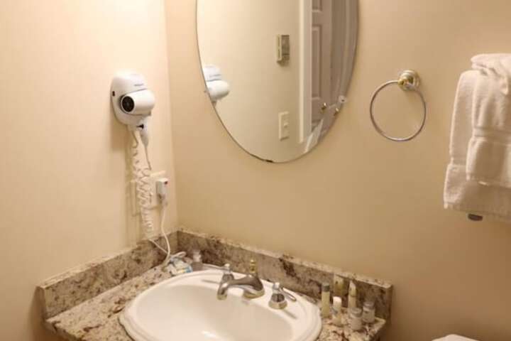 Room 146 of 468