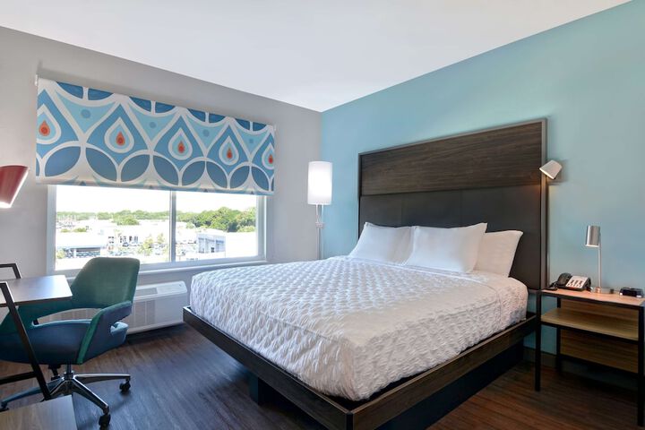 Room 20 of 35