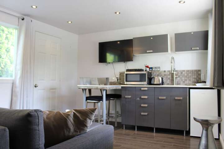 Room 34 of 48