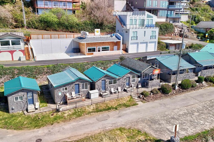 Oceanside Ocean Front Cabins
