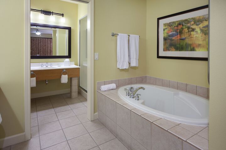 Holiday Inn Club Vacations at Lake Geneva Resort by IHG