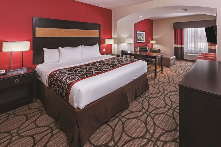 La Quinta Inn & Suites by Wyndham Wichita Falls - MSU Area