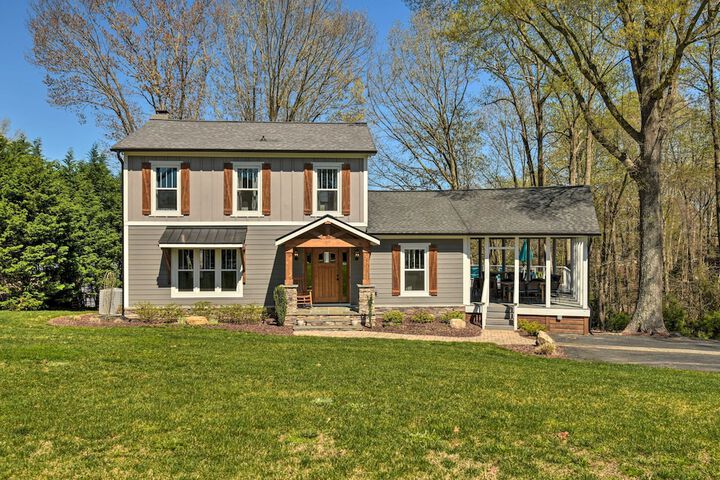 Riviera Paradise W / Private Dock! 4 Bedroom Home by RedAwning