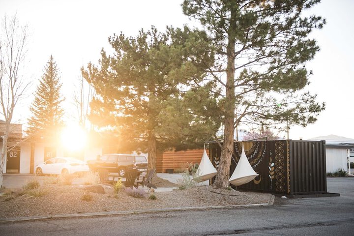 The Amigo Motor Lodge