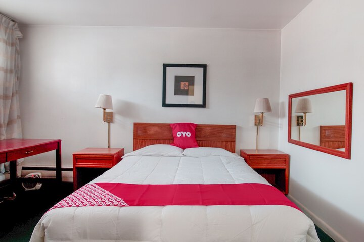 Room 10 of 29