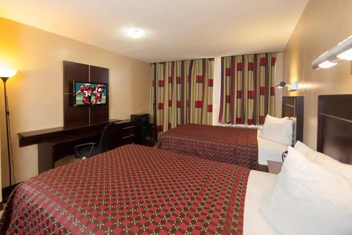 Room 15 of 40