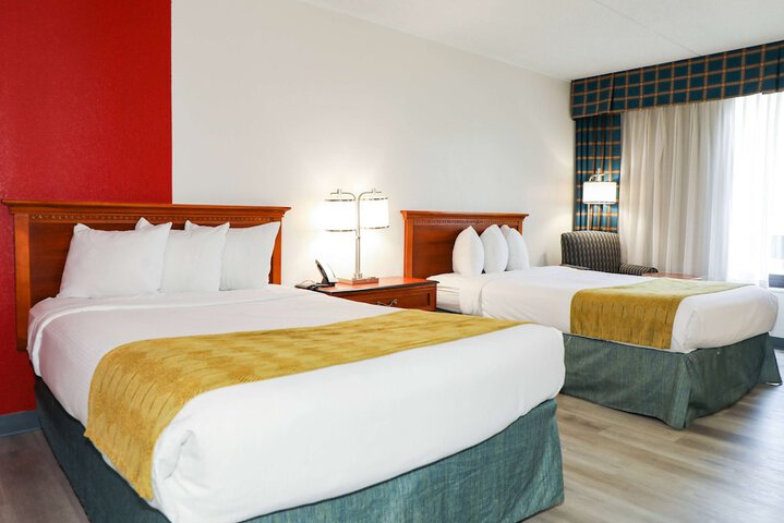 Room 4 of 41