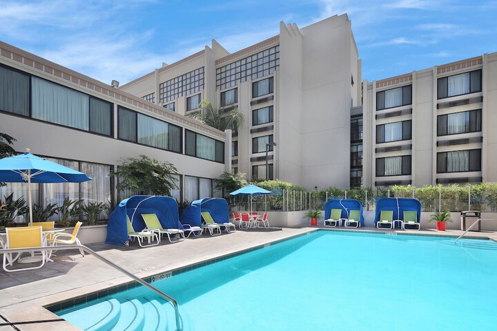 Pool 5 of 42