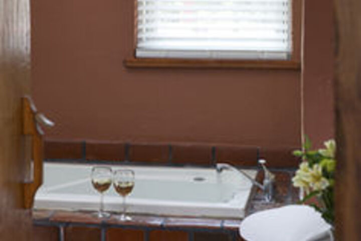 Historic Smithton Inn
